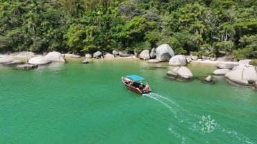ALUGUEL BARCO NATUREZA (CHARTER)
